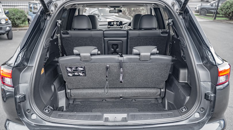 2025 Mitsubishi Outlander 20