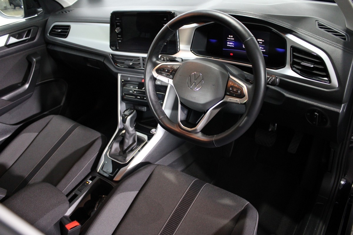 Volkswagen T-Roc TSI LIFE 2WD