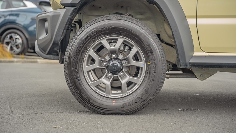 2024 Suzuki Jimny 6