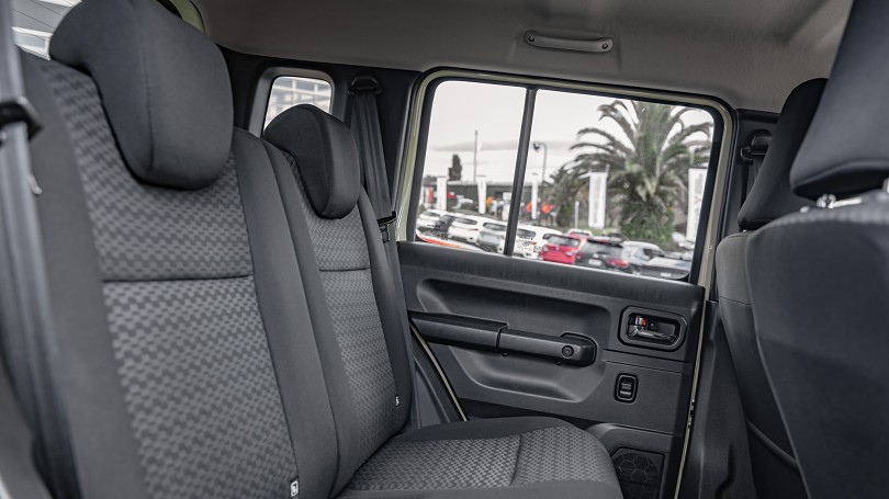 2024 Suzuki Jimny 16