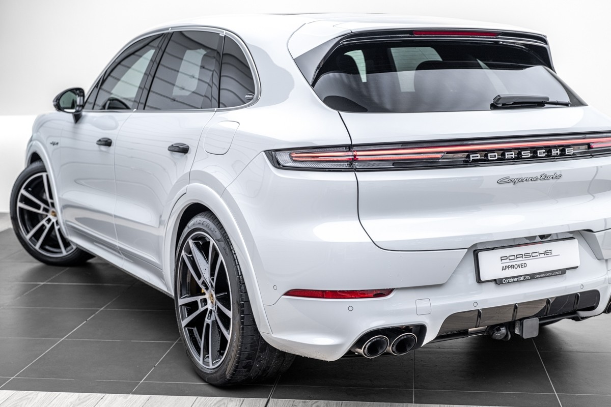 Porsche Cayenne Turbo E - Hybrid SUV (E3 II)