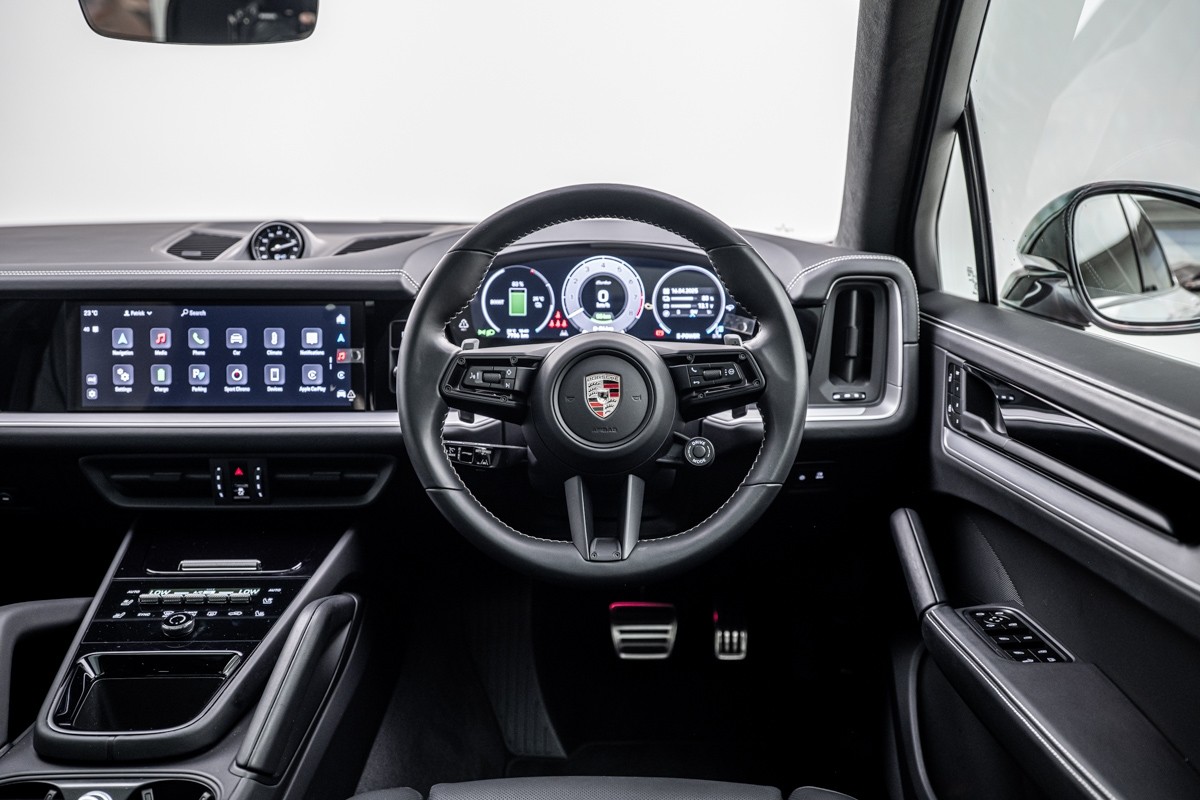 Porsche Cayenne Turbo E - Hybrid SUV (E3 II)