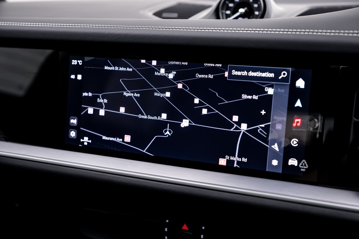 Porsche Cayenne Turbo E - Hybrid SUV (E3 II)