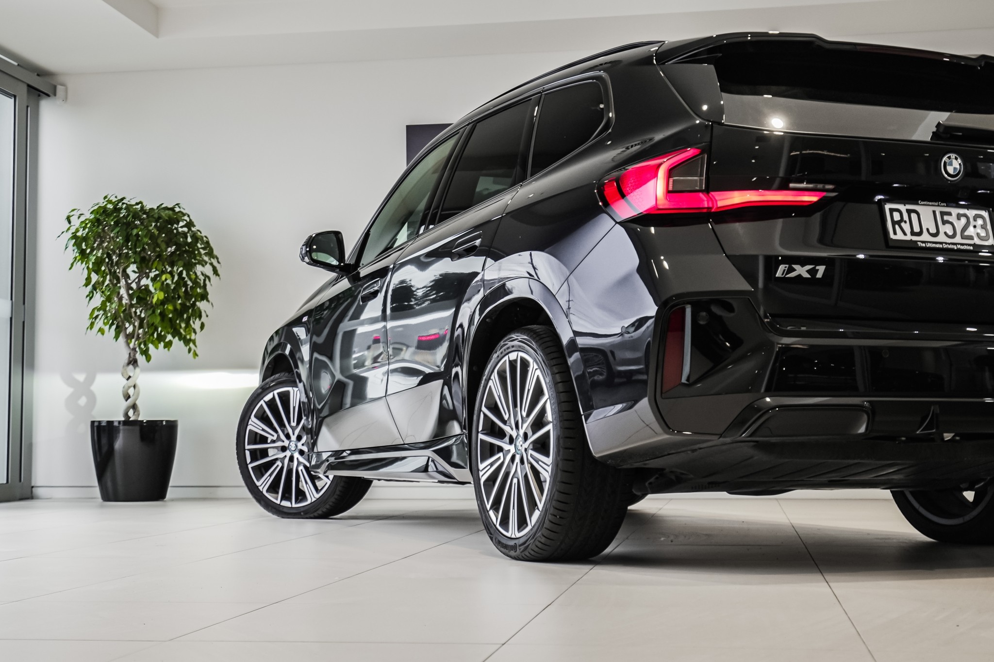 BMW iX1 xDrive30