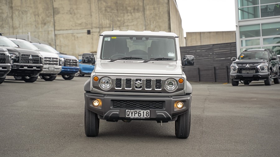 2024 Suzuki Jimny 3