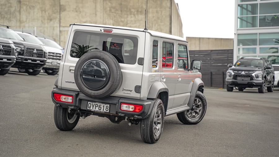 2024 Suzuki Jimny 2