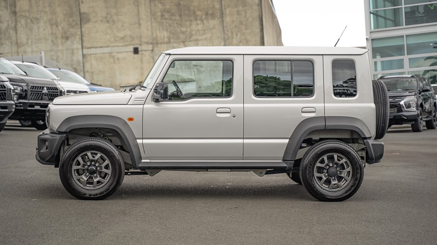 2024 Suzuki Jimny 5