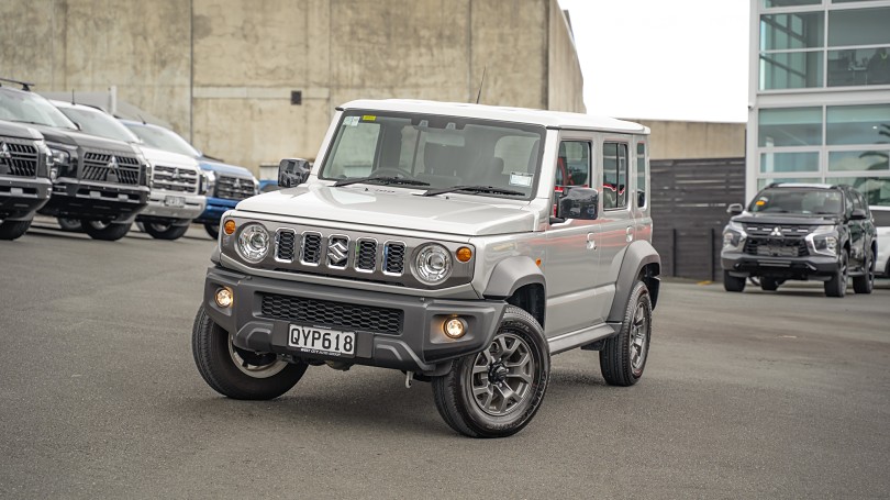 2024 Suzuki Jimny 1