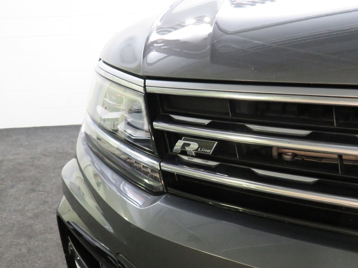 Volkswagen Tiguan R-LINE 4MOTION