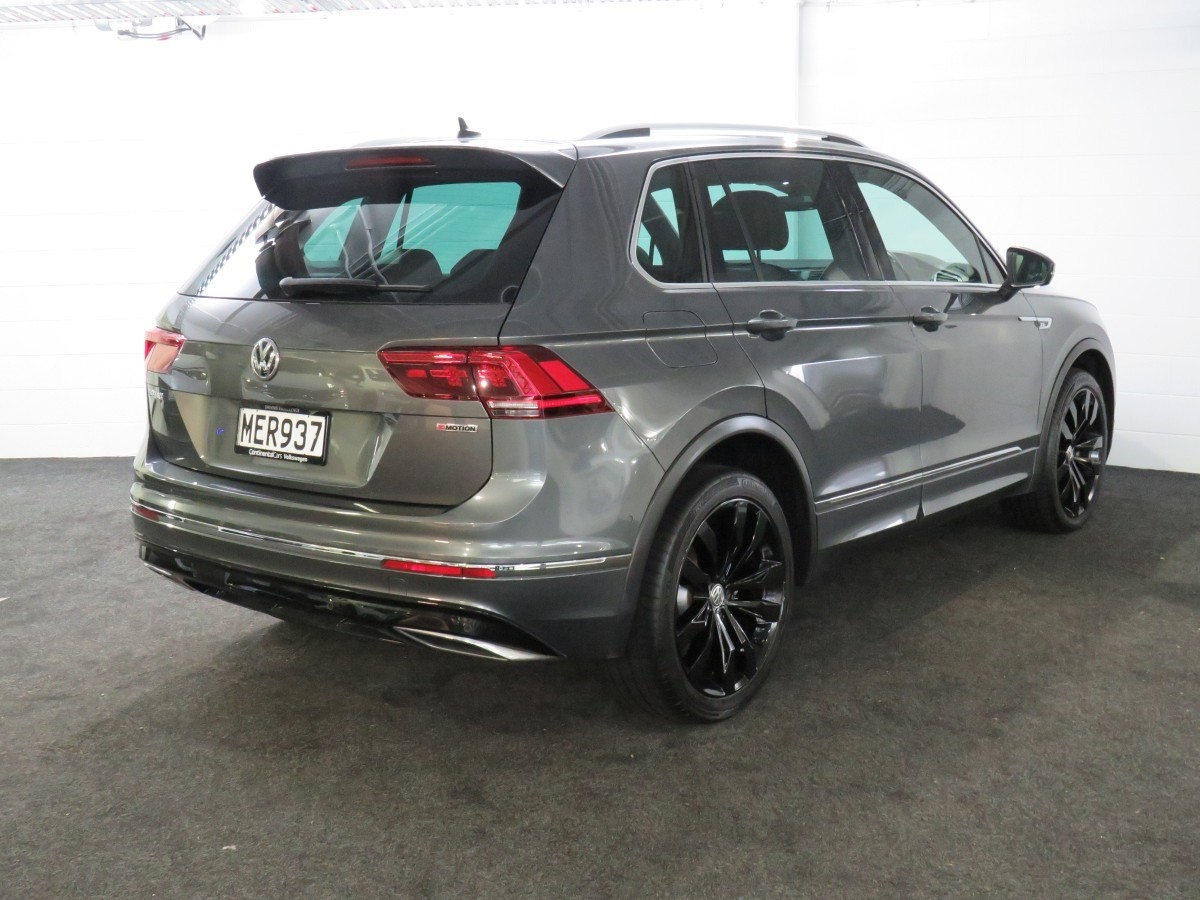 Volkswagen Tiguan R-LINE 4MOTION