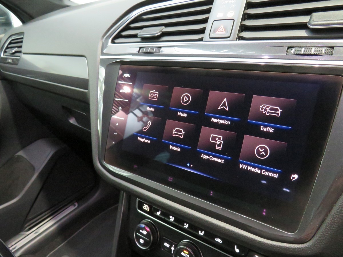 Volkswagen Tiguan R-LINE 4MOTION
