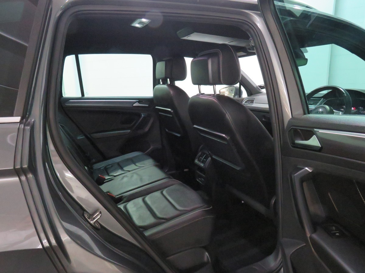 Volkswagen Tiguan R-LINE 4MOTION