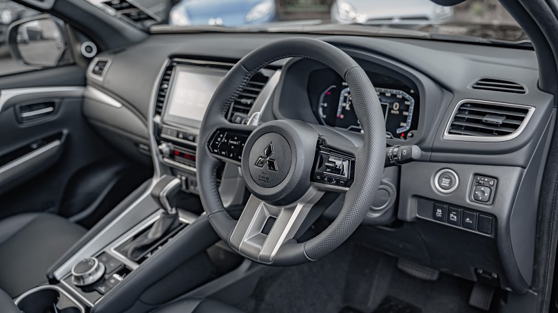 2025 Mitsubishi Pajero Sport 9