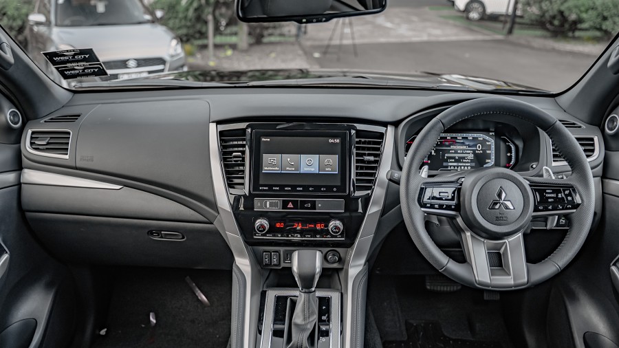 2025 Mitsubishi Pajero Sport 10