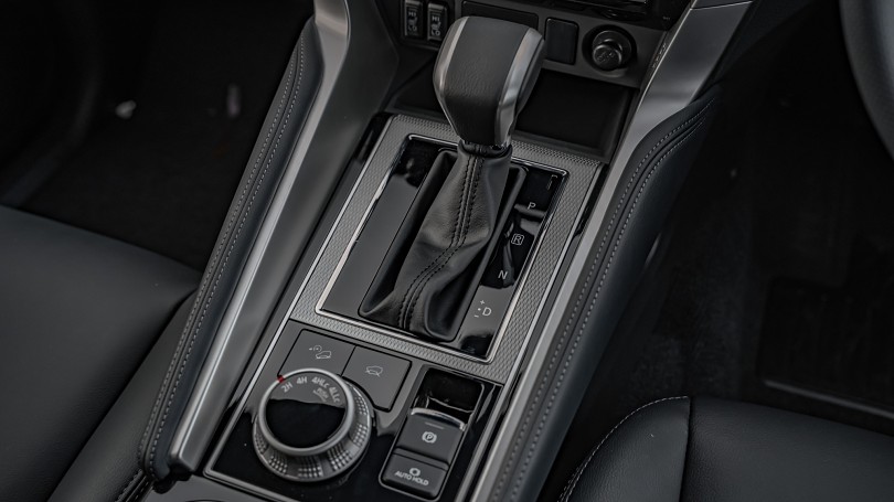 2025 Mitsubishi Pajero Sport 18