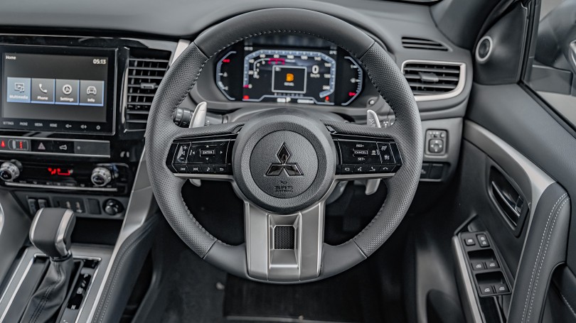 2025 Mitsubishi Pajero Sport 11
