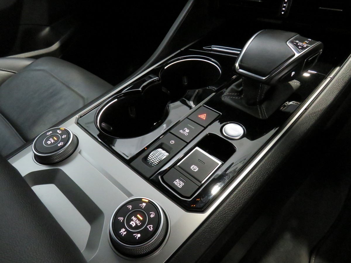 Volkswagen Touareg V6S 210KW R-Line