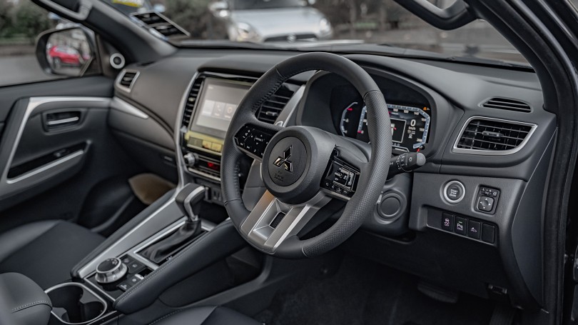 2025 Mitsubishi Pajero Sport 9