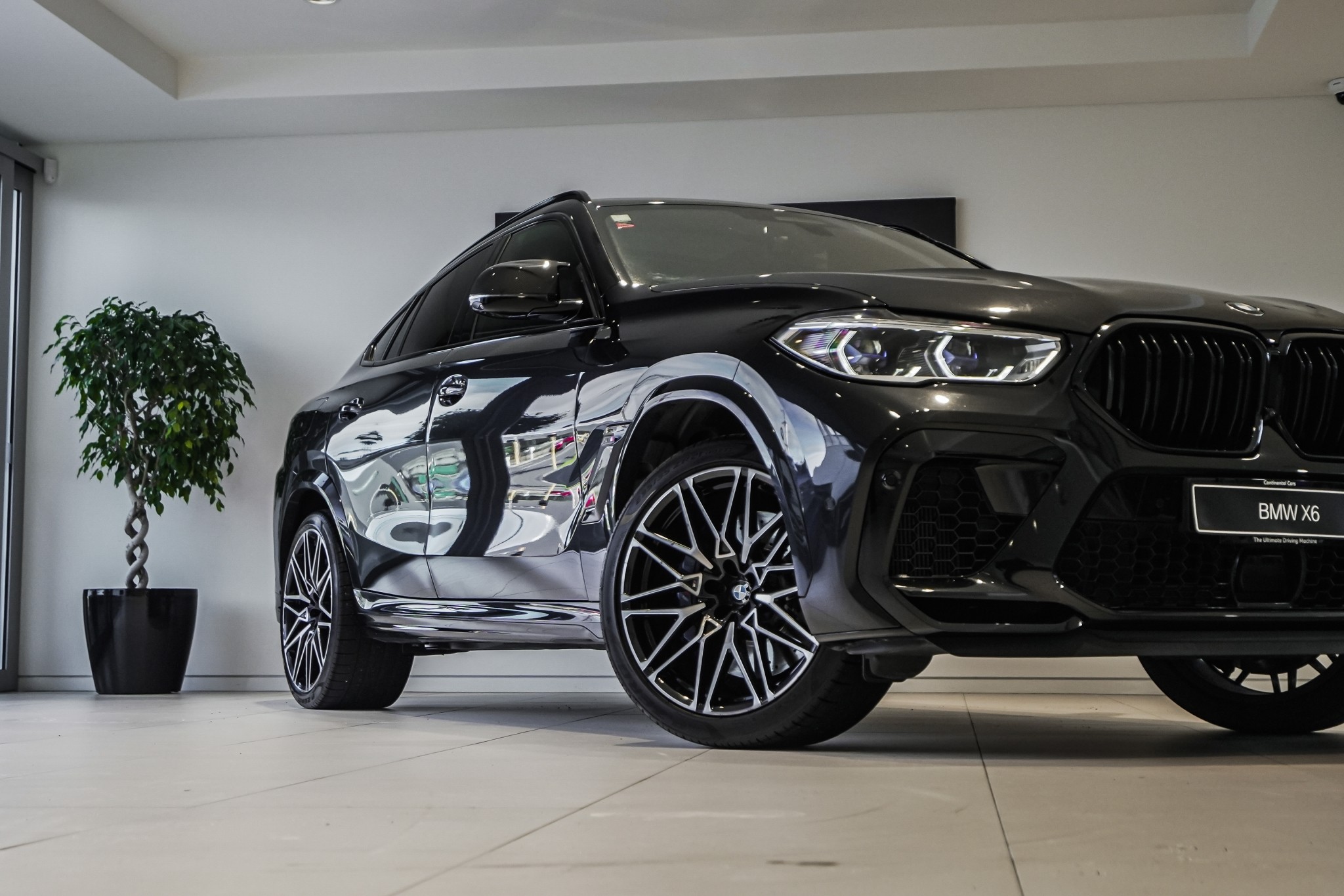 BMW X6 M Comp 4.4Pt/4Wd/8At