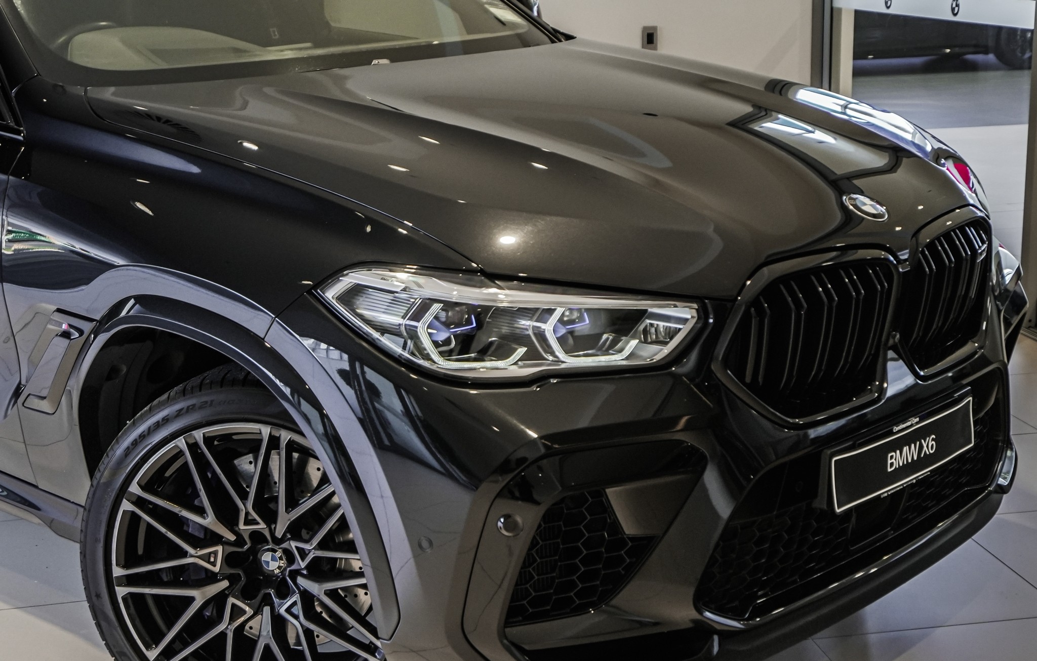 BMW X6 M Comp 4.4Pt/4Wd/8At