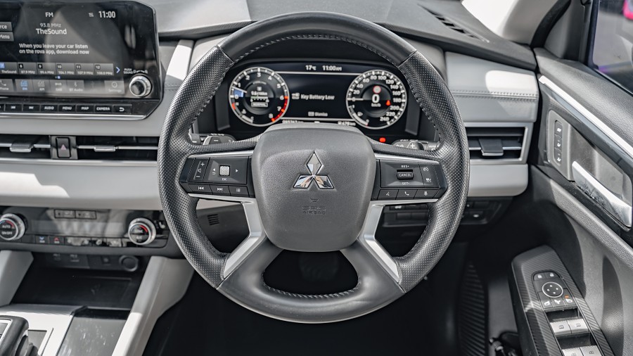 2021 Mitsubishi Outlander 11