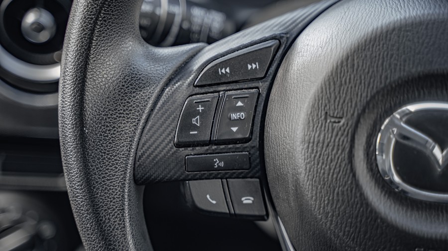2017 Mazda 2 13