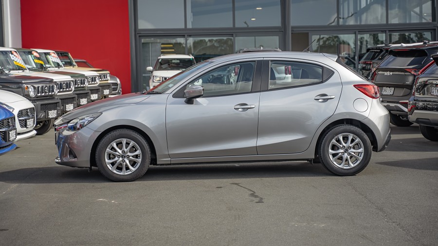 2017 Mazda 2 5