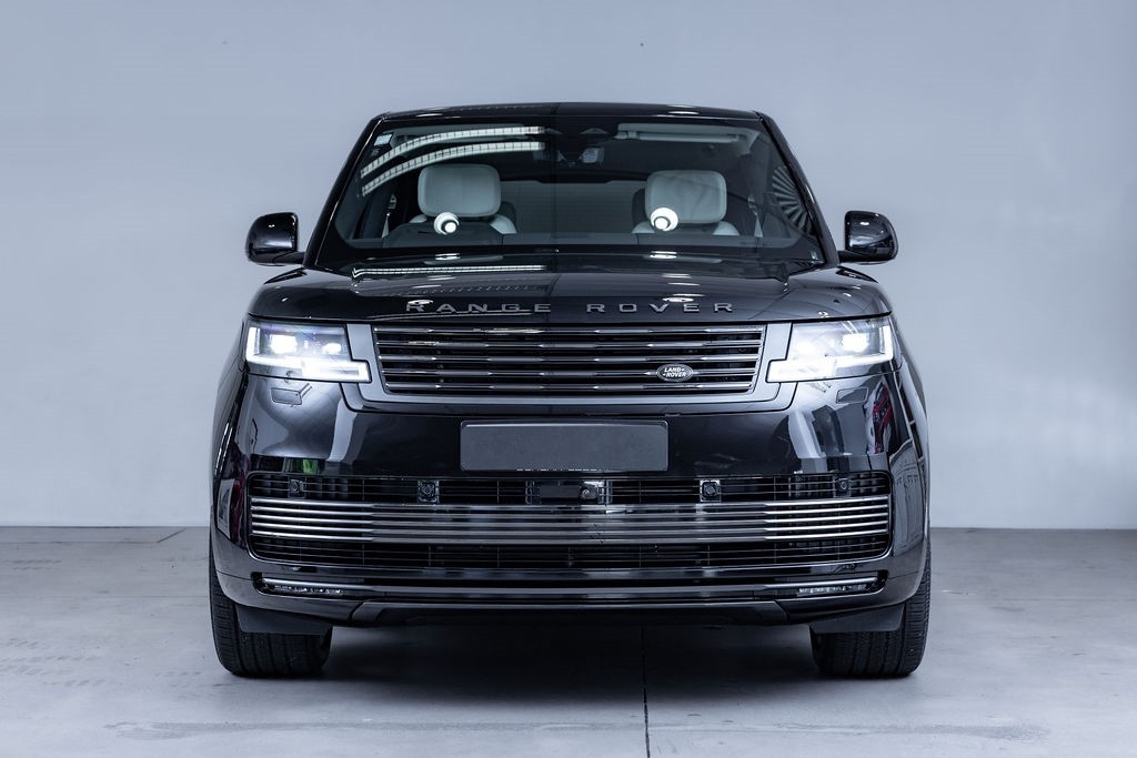 Land Rover Range Rover P615 SV SWB