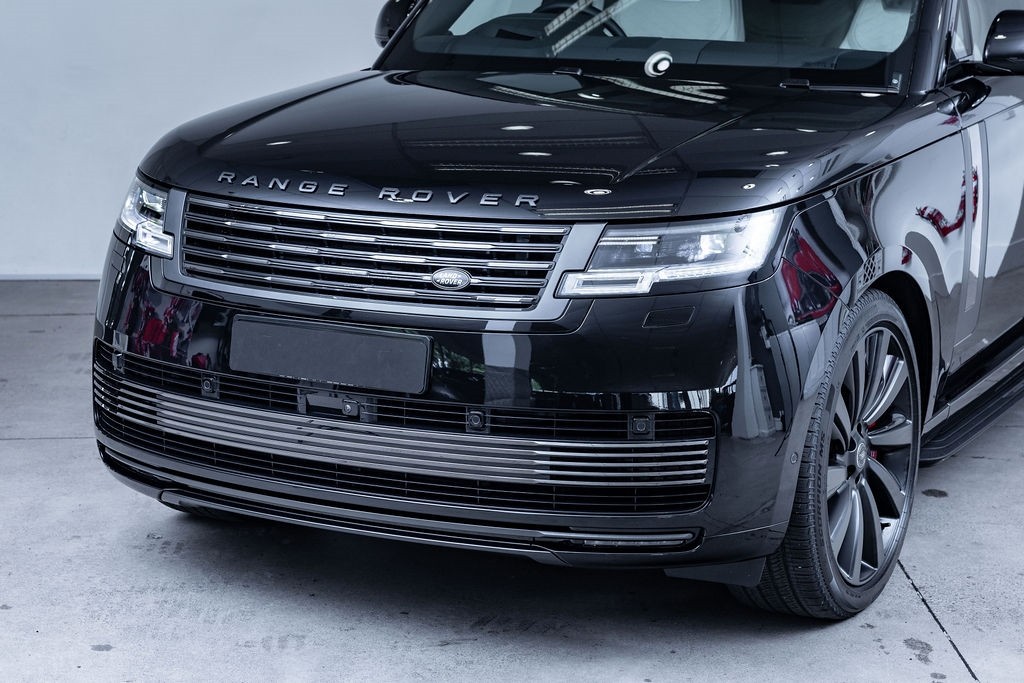 Land Rover Range Rover P615 SV SWB