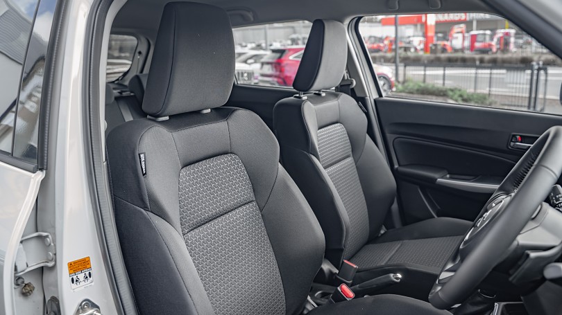 2025 Suzuki Swift 8