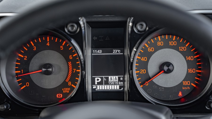 2024 Suzuki Jimny 12
