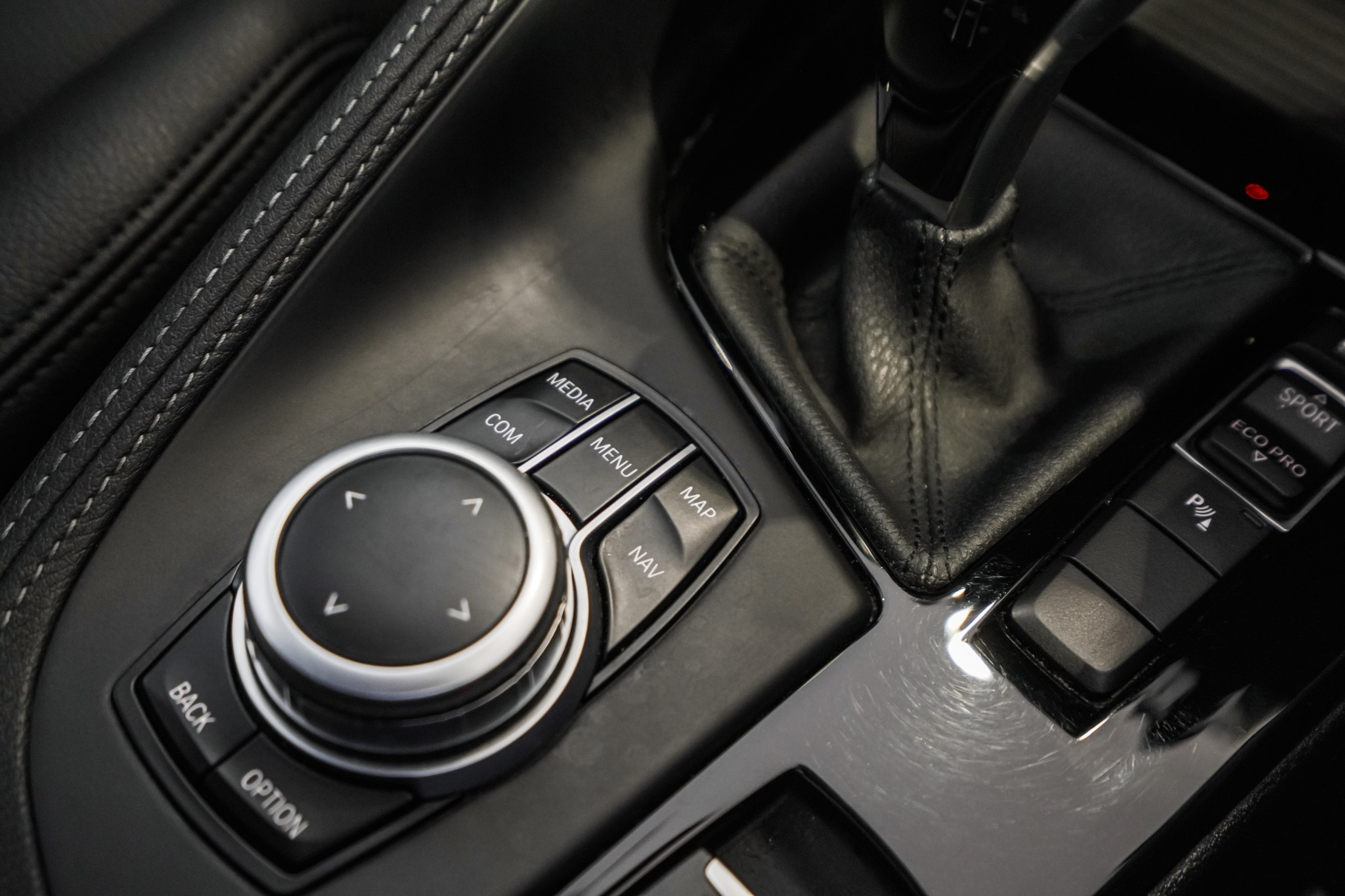 BMW X1 sDrive18i xLine + Comfort