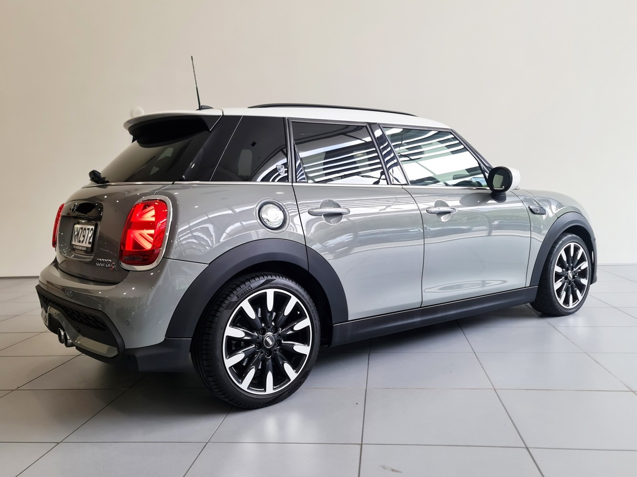 MINI Cooper S 5-Dr Hatch Yours