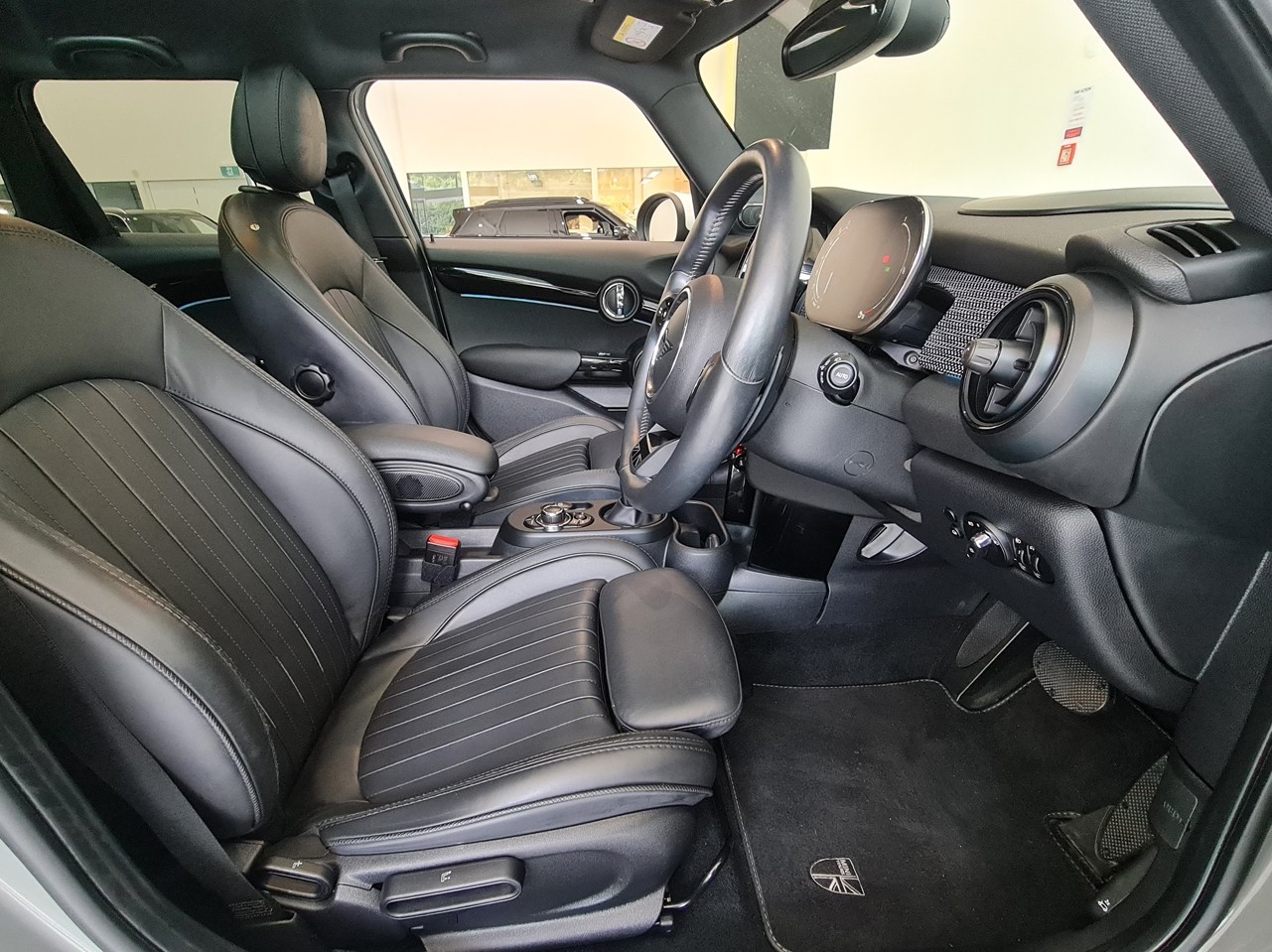 MINI Cooper S 5-Dr Hatch Yours
