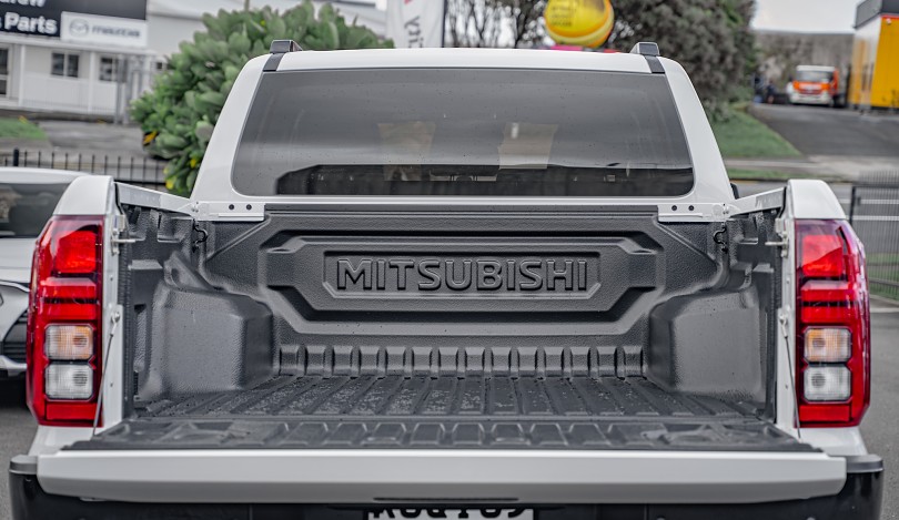2025 Mitsubishi Triton 18