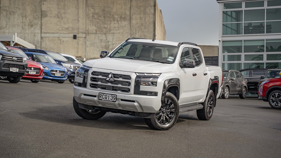 2025 Mitsubishi Triton 1