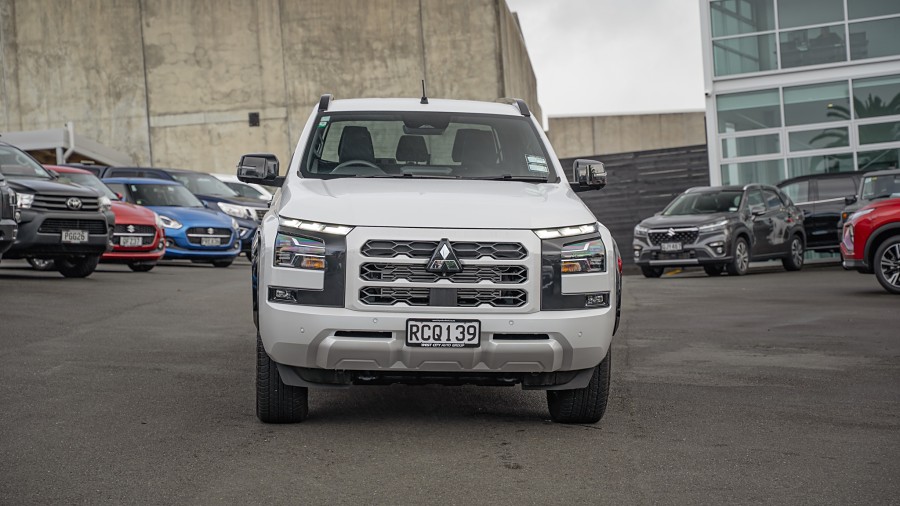 2025 Mitsubishi Triton 3