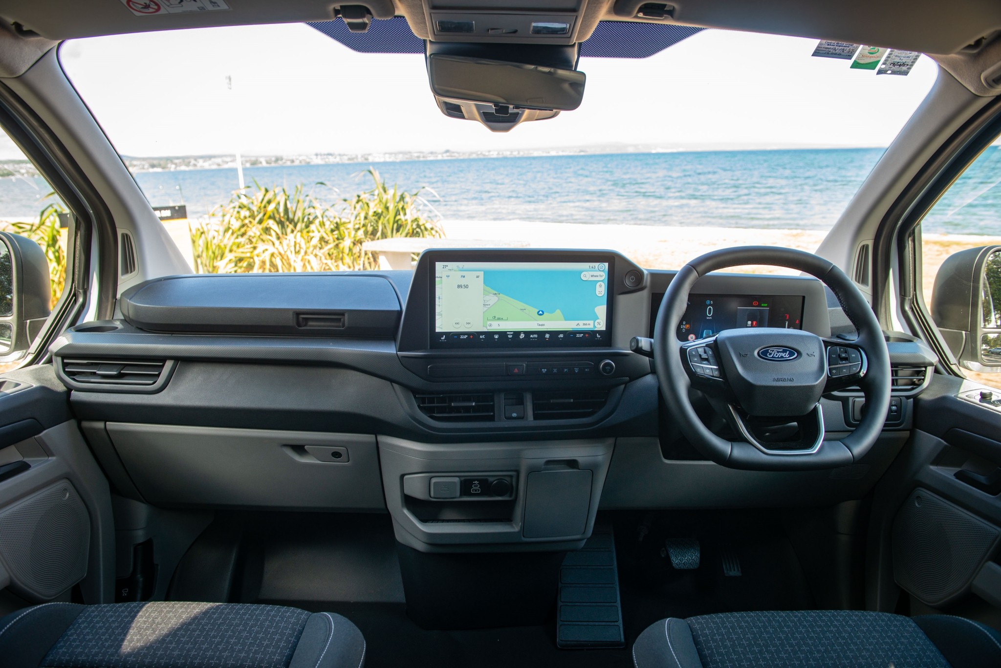 2025 Ford Transit 340L Bus 80KWH/EV