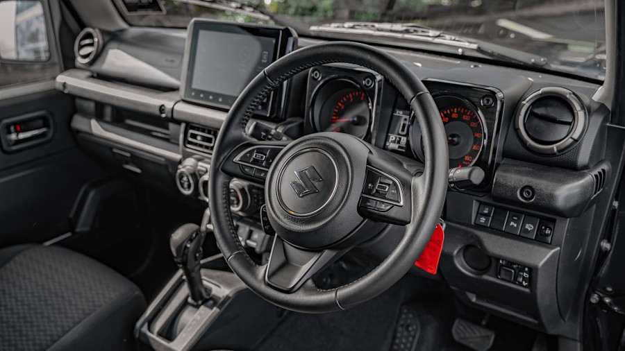 2024 Suzuki Jimny 9