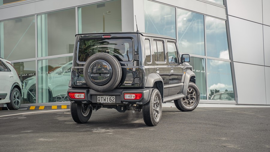 2024 Suzuki Jimny 2