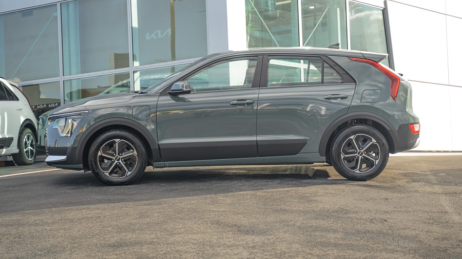 2025 Kia Niro 5