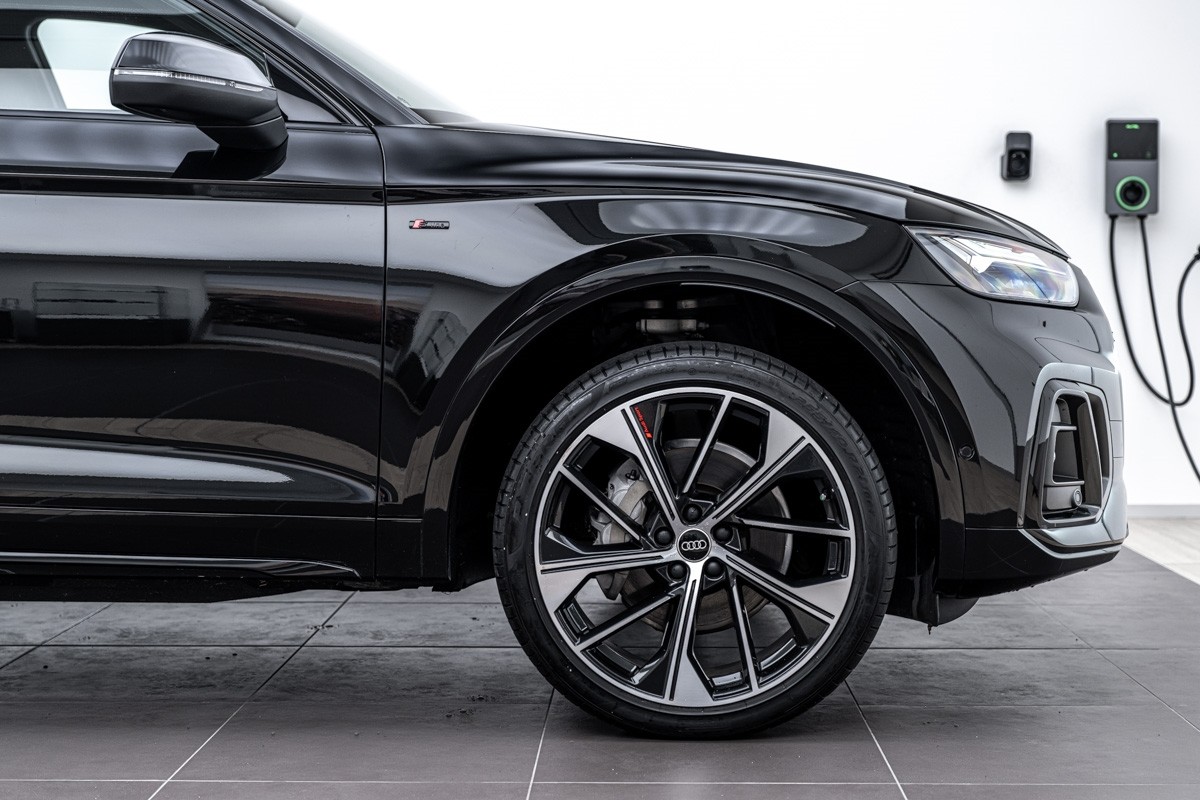 Audi Q5 45 TFSI quattro S Line (183KW)