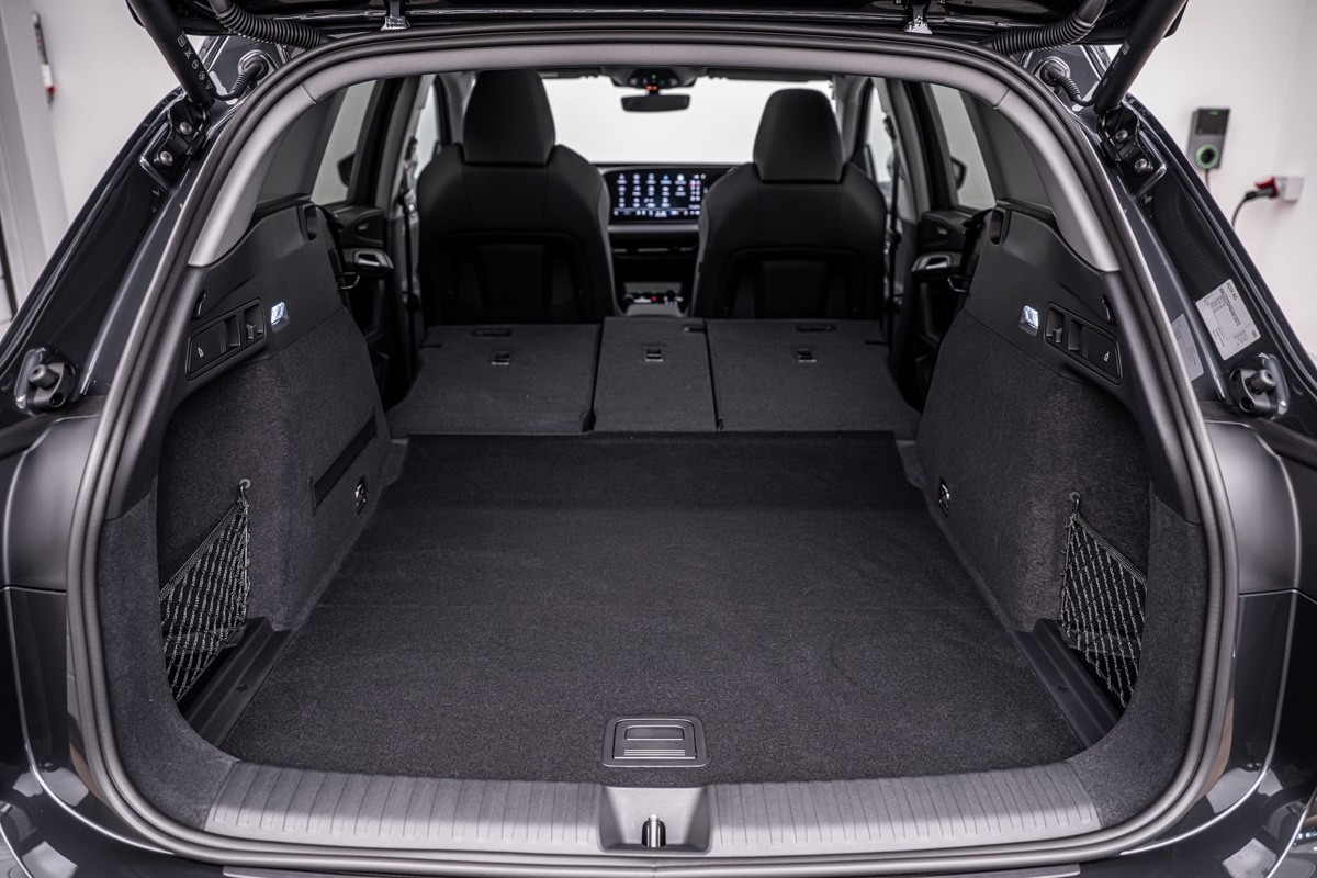 Audi Q6 E-TRON Advanced 225KW