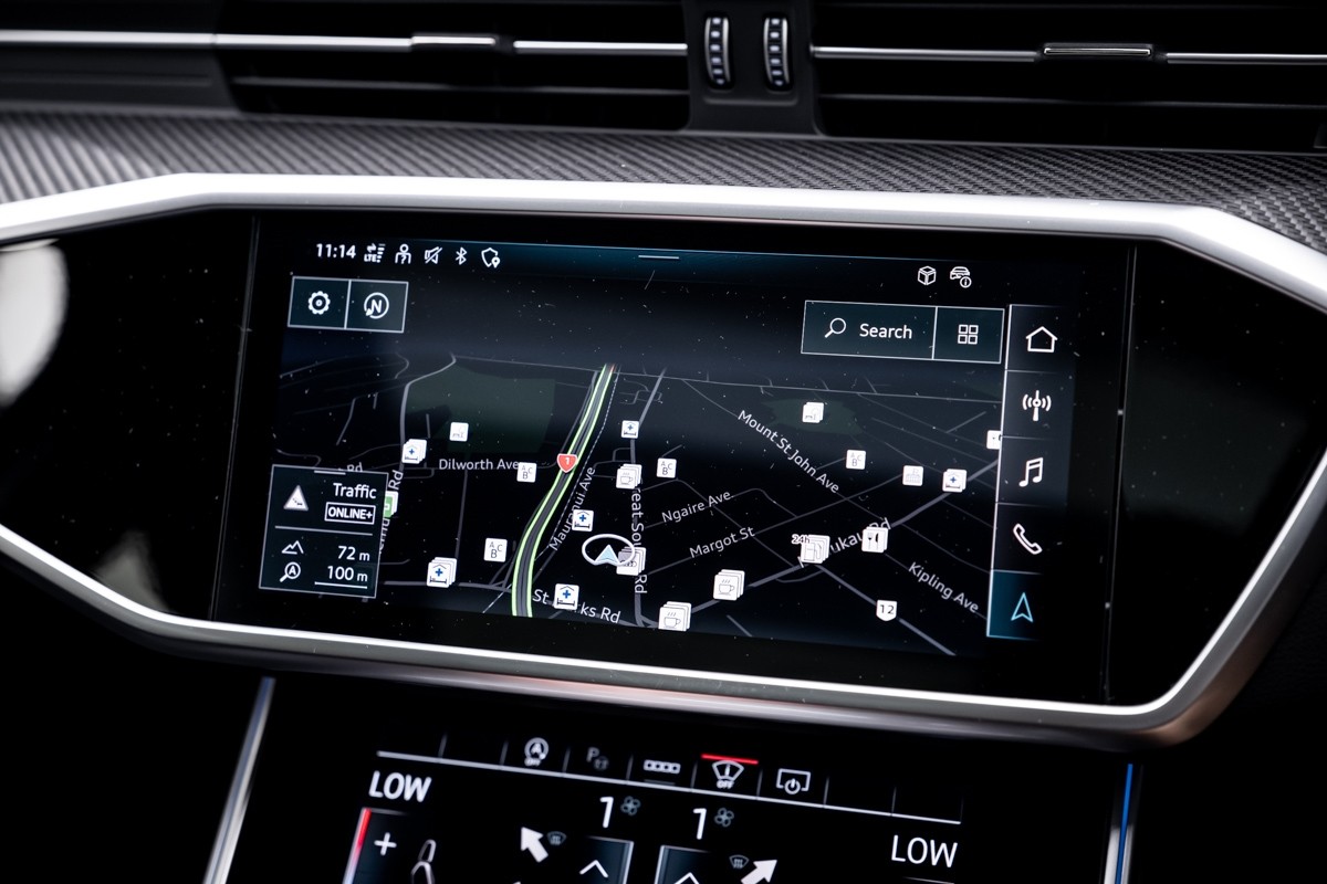 Audi RS6 AVANT PEFORMANCE