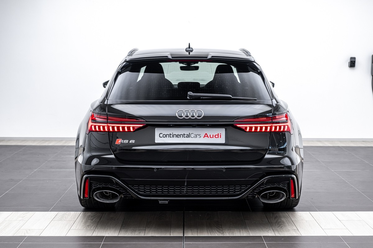 Audi RS6 AVANT PEFORMANCE