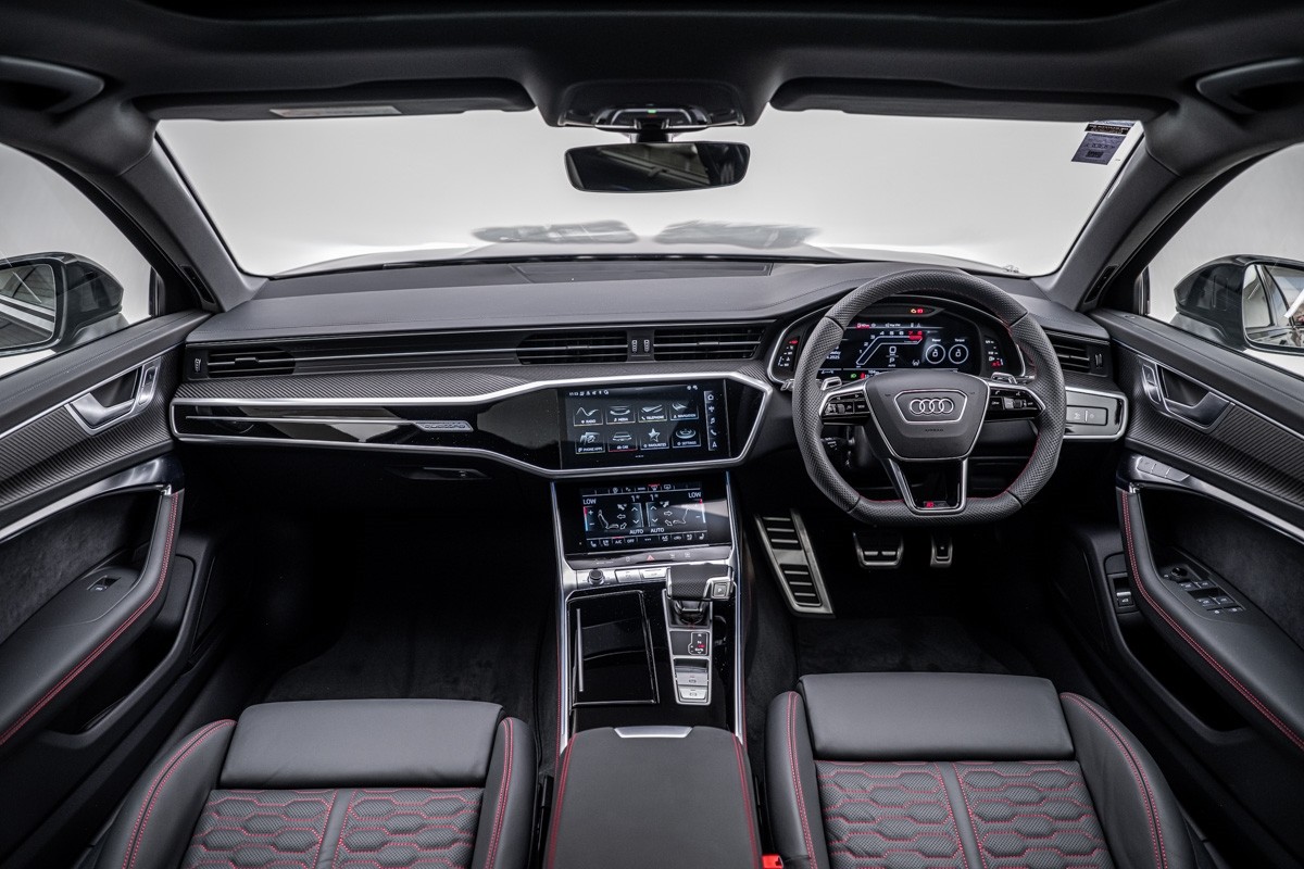Audi RS6 AVANT PEFORMANCE