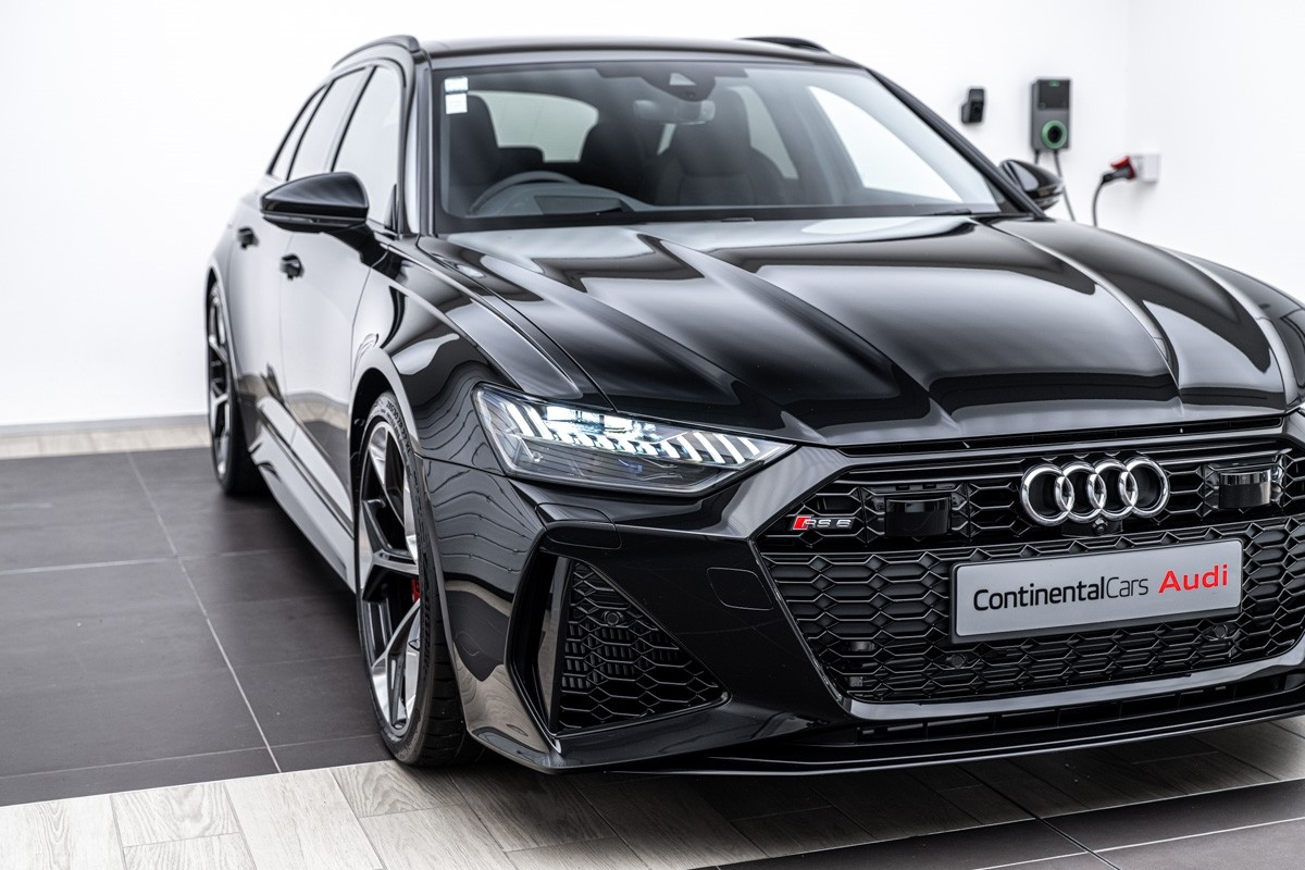 Audi RS6 AVANT PEFORMANCE