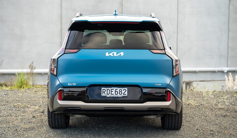 2025 Kia EV9 4