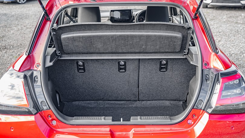 2025 Suzuki Swift 18