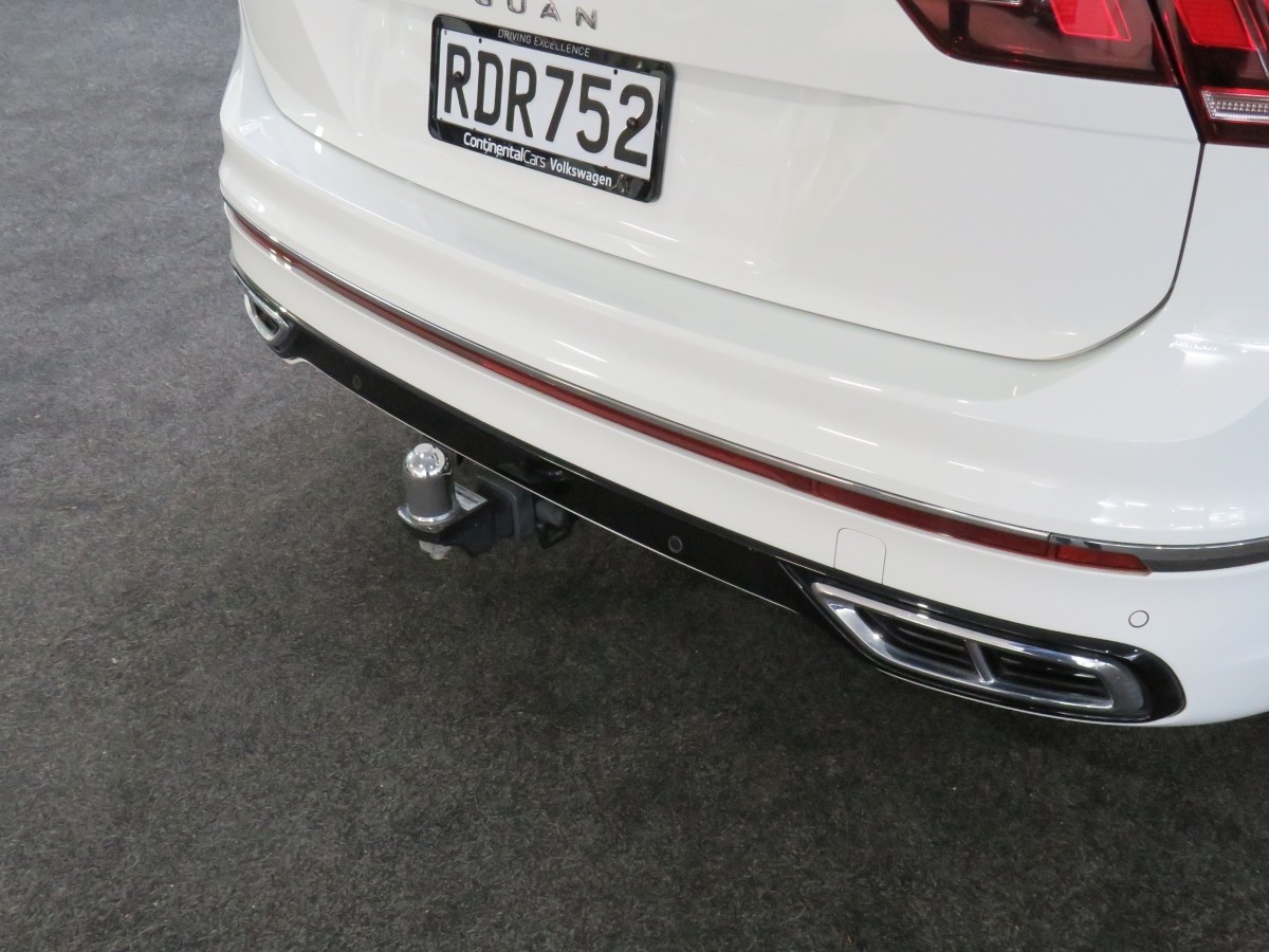 Volkswagen Tiguan R-Line 2WD TSI
